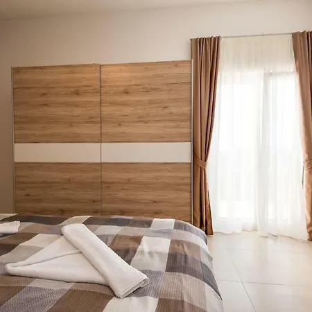 Croatica Podsolarsko Apartment