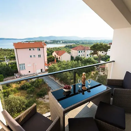 Croatica Podsolarsko Daire Šibenik
