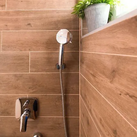 Croatica Podsolarsko *