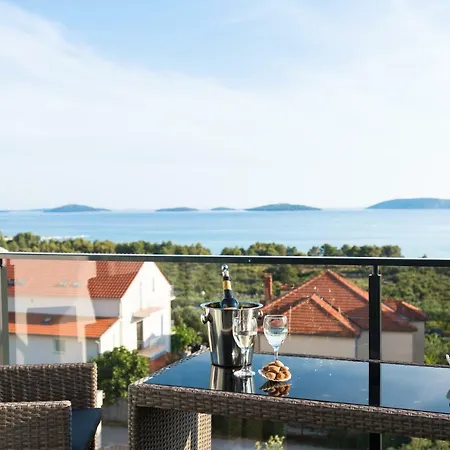 Apartment Croatica Podsolarsko *