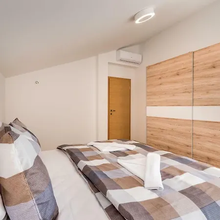 Croatica Podsolarsko *