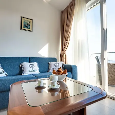 Croatica Podsolarsko Sibenik