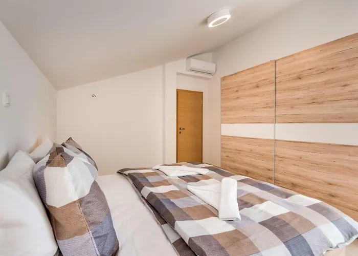 Croatica Podsolarsko *